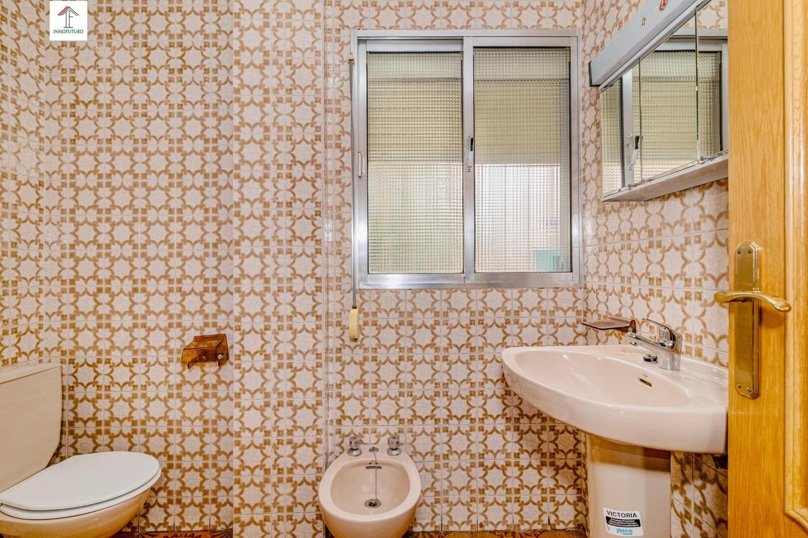 3 bedroom Townhouse for sale in Granada city with garage - € 198,000 (Ref: 9873439)