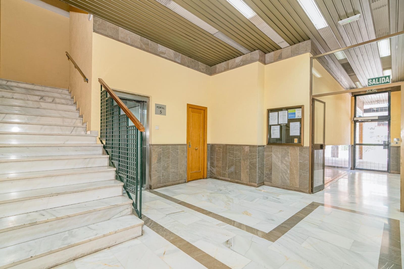 2 quarto Apartamento para venda em Granada cidade - 310 000 € (Ref: 9890331)
