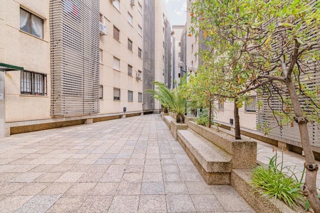 2 quarto Apartamento para venda em Granada cidade - 310 000 € (Ref: 9890331)