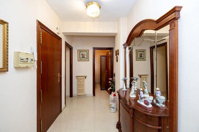 4 chambre Appartement à vendre à San Matías - Realejo, Grenade ville - 379 000 € (Ref: 9892276)