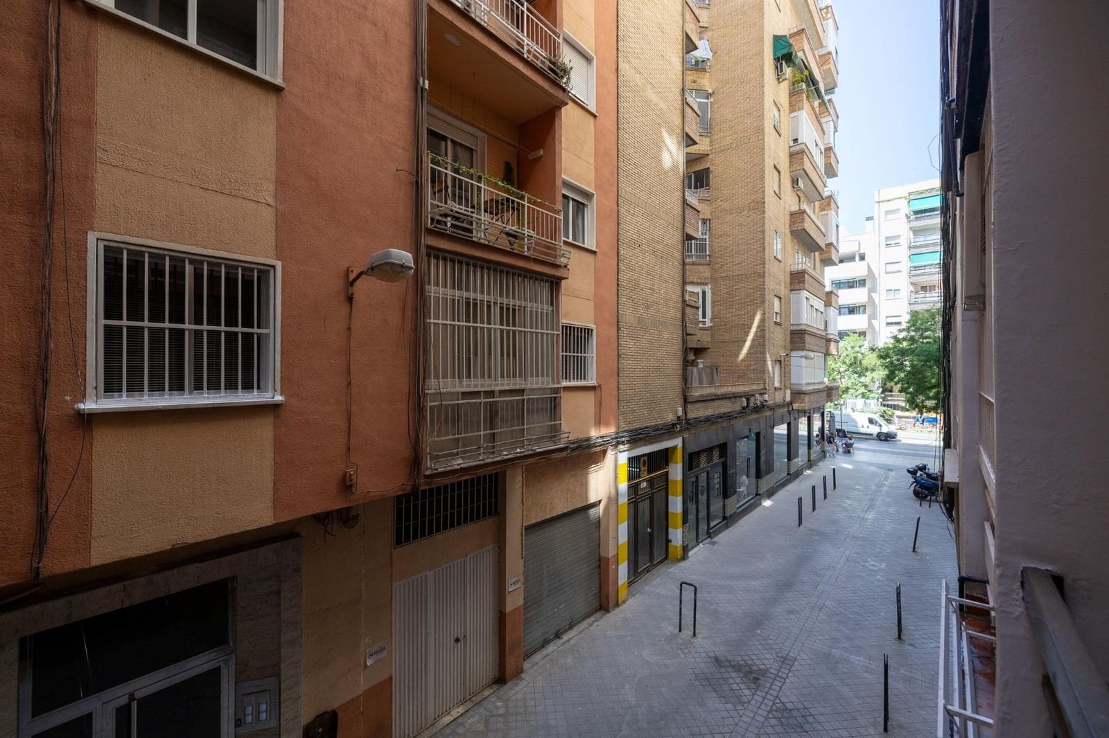 3 bedroom Flat for sale in Granada city - € 229,000 (Ref: 9892277)