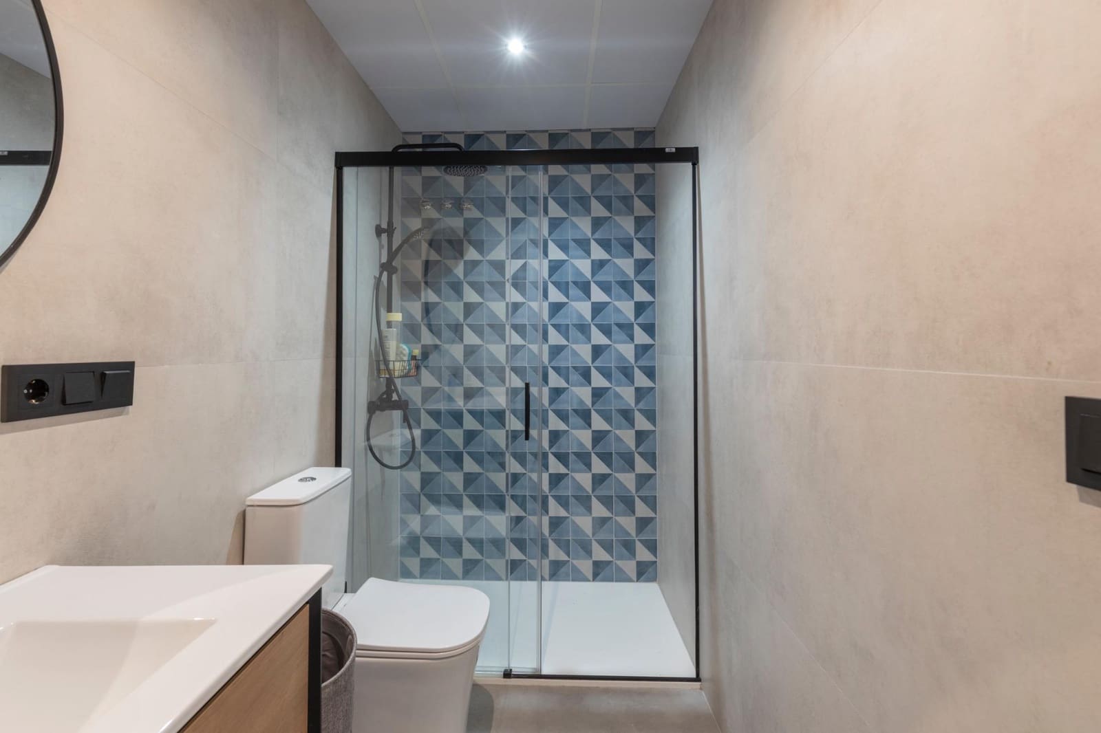 Apartamento de 2 habitaciones en Granada ciudad en venta con garaje - 249.900 € (Ref: 9892280)