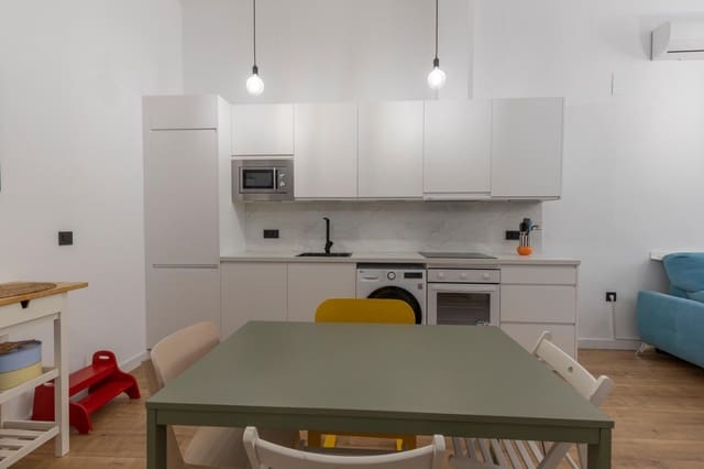 Apartamento de 2 habitaciones en Granada ciudad en venta con garaje - 249.900 € (Ref: 9892280)