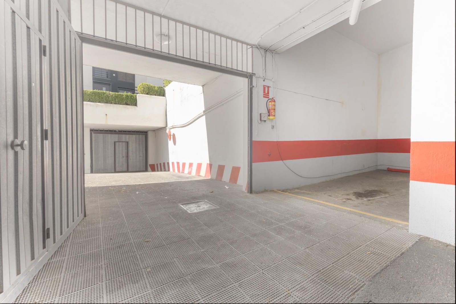 Apartamento de 2 habitaciones en Granada ciudad en venta con garaje - 249.900 € (Ref: 9892280)