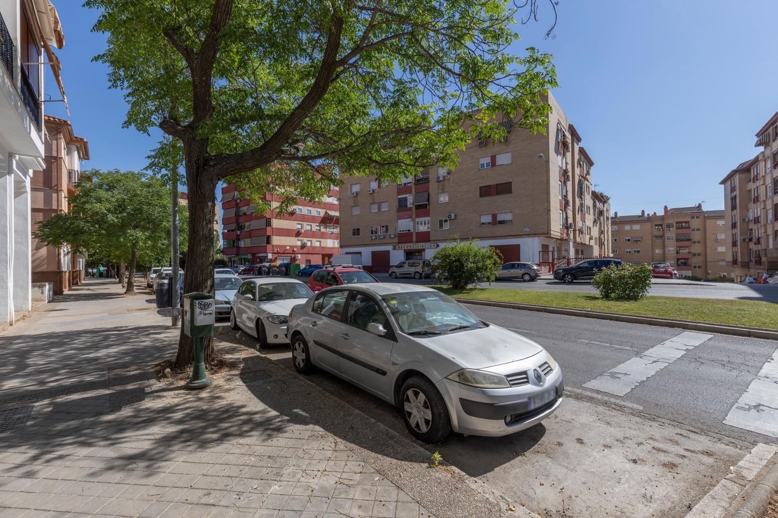 Apartamento de 2 habitaciones en Granada ciudad en venta con garaje - 249.900 € (Ref: 9892280)