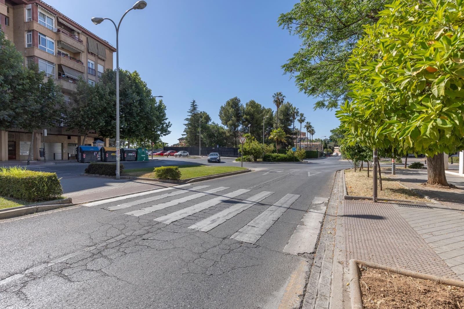 Apartamento de 2 habitaciones en Granada ciudad en venta con garaje - 249.900 € (Ref: 9892280)