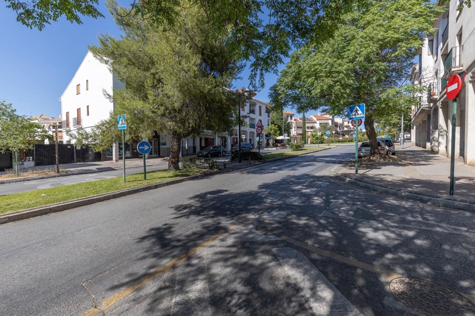 Apartamento de 2 habitaciones en Granada ciudad en venta con garaje - 249.900 € (Ref: 9892280)