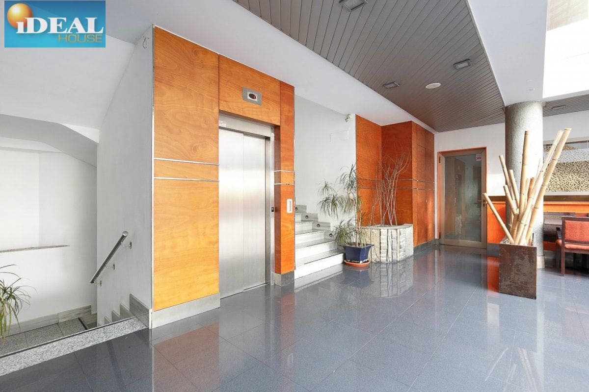 Commercial for sale in Armilla with garage - € 1,800,000 (Ref: 9433654)