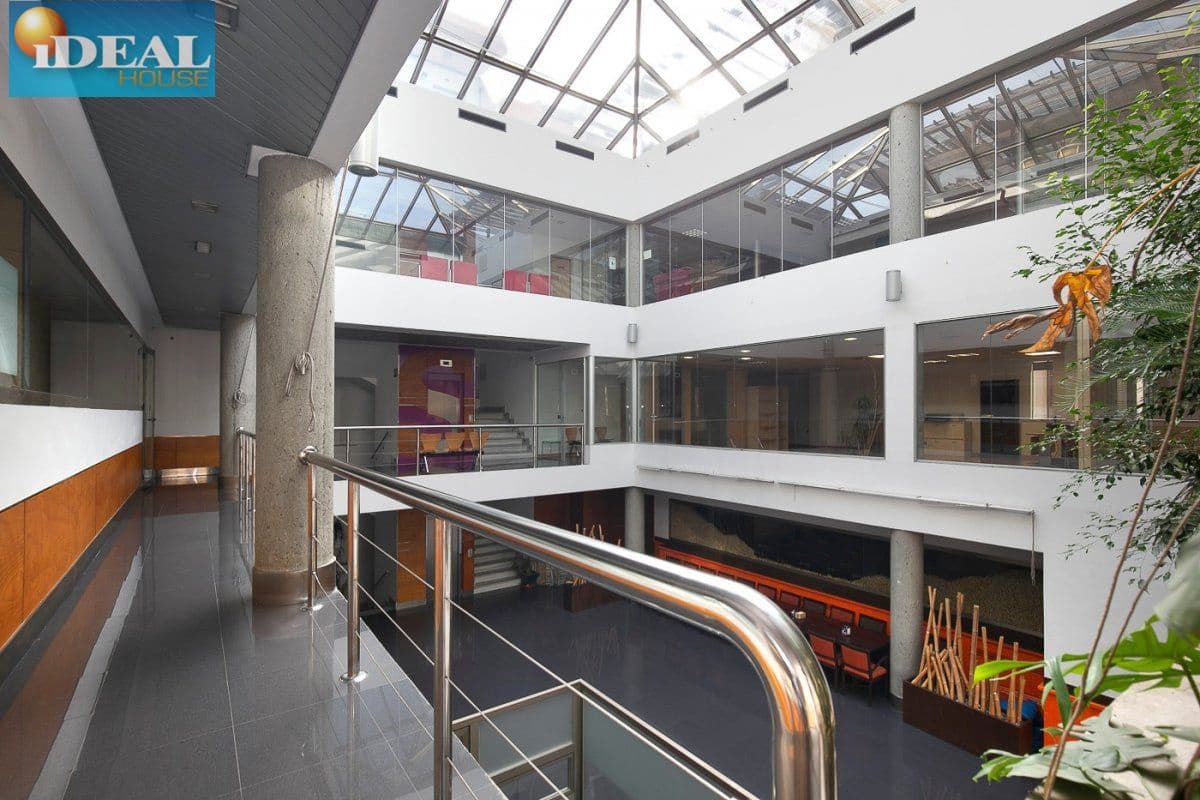 Commercial for sale in Armilla with garage - € 1,800,000 (Ref: 9433654)