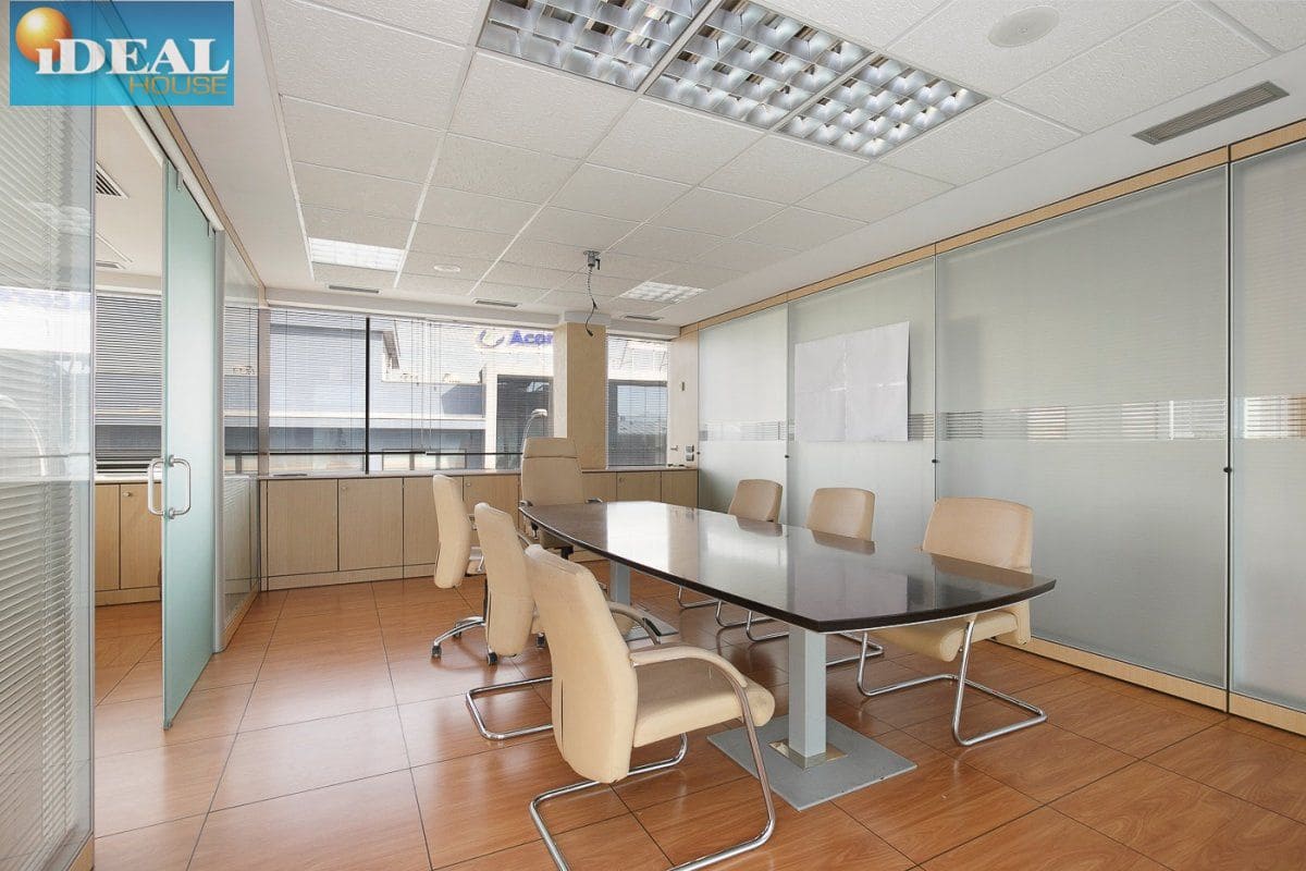 Commercial for sale in Armilla with garage - € 1,800,000 (Ref: 9433654)