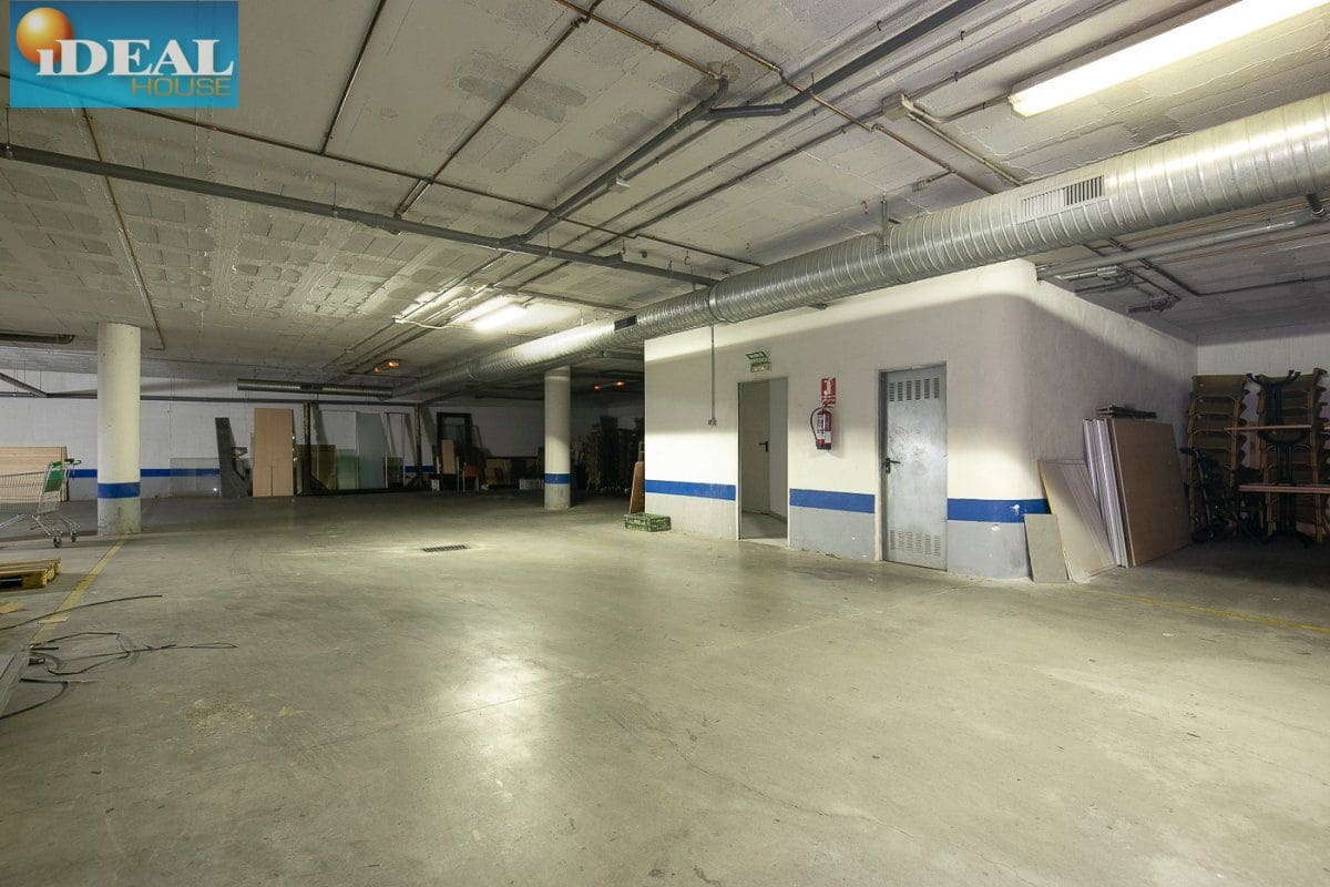 Commercial for sale in Armilla with garage - € 1,800,000 (Ref: 9433654)