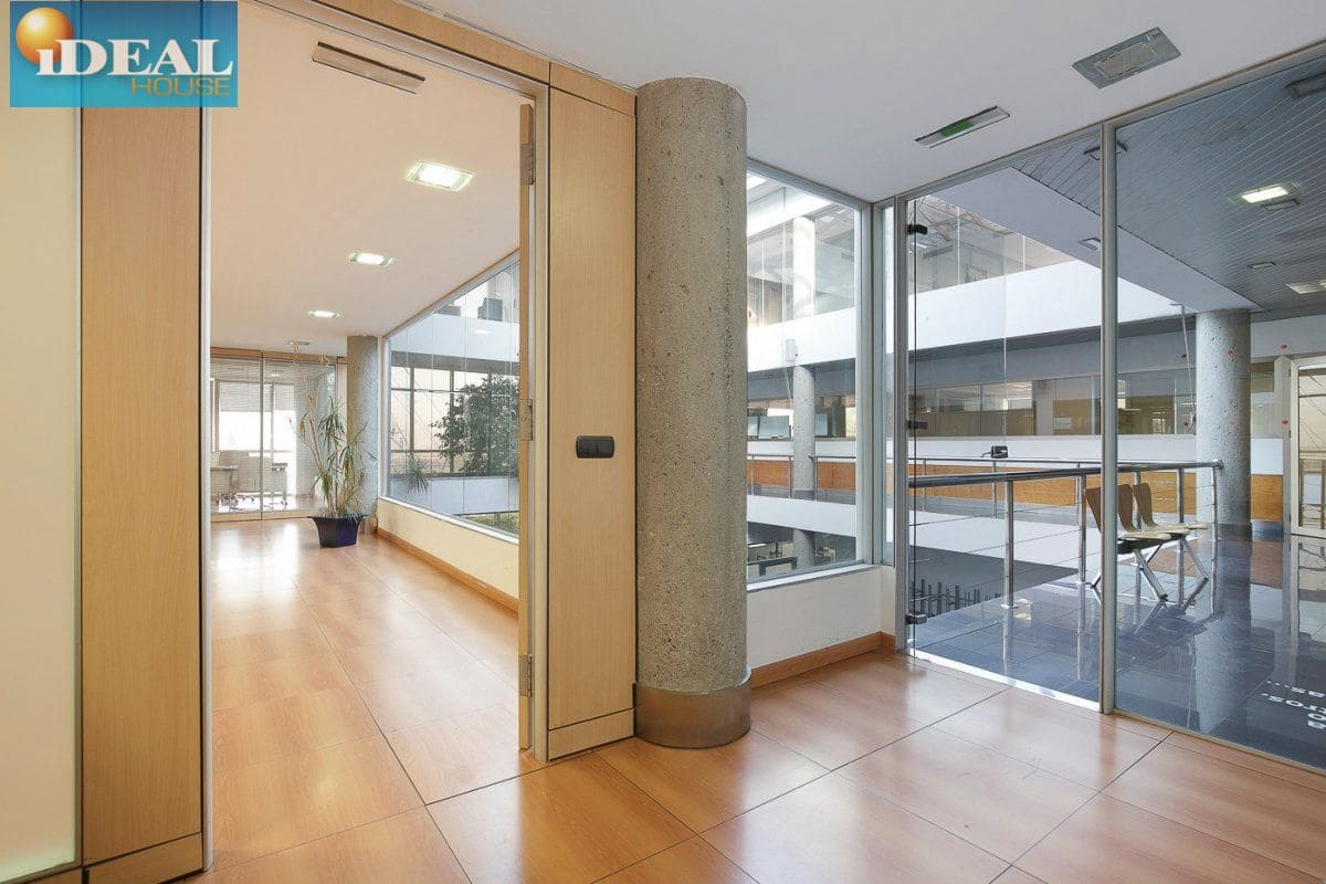 Commercial for sale in Armilla with garage - € 1,800,000 (Ref: 9433654)