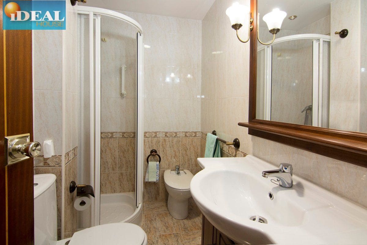 4 bedroom Villa for sale in Monachil with pool garage - € 415,000 (Ref: 9433656)