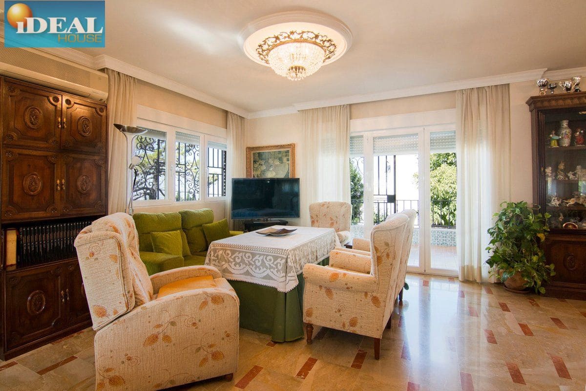 4 bedroom Villa for sale in Monachil with pool garage - € 415,000 (Ref: 9433656)