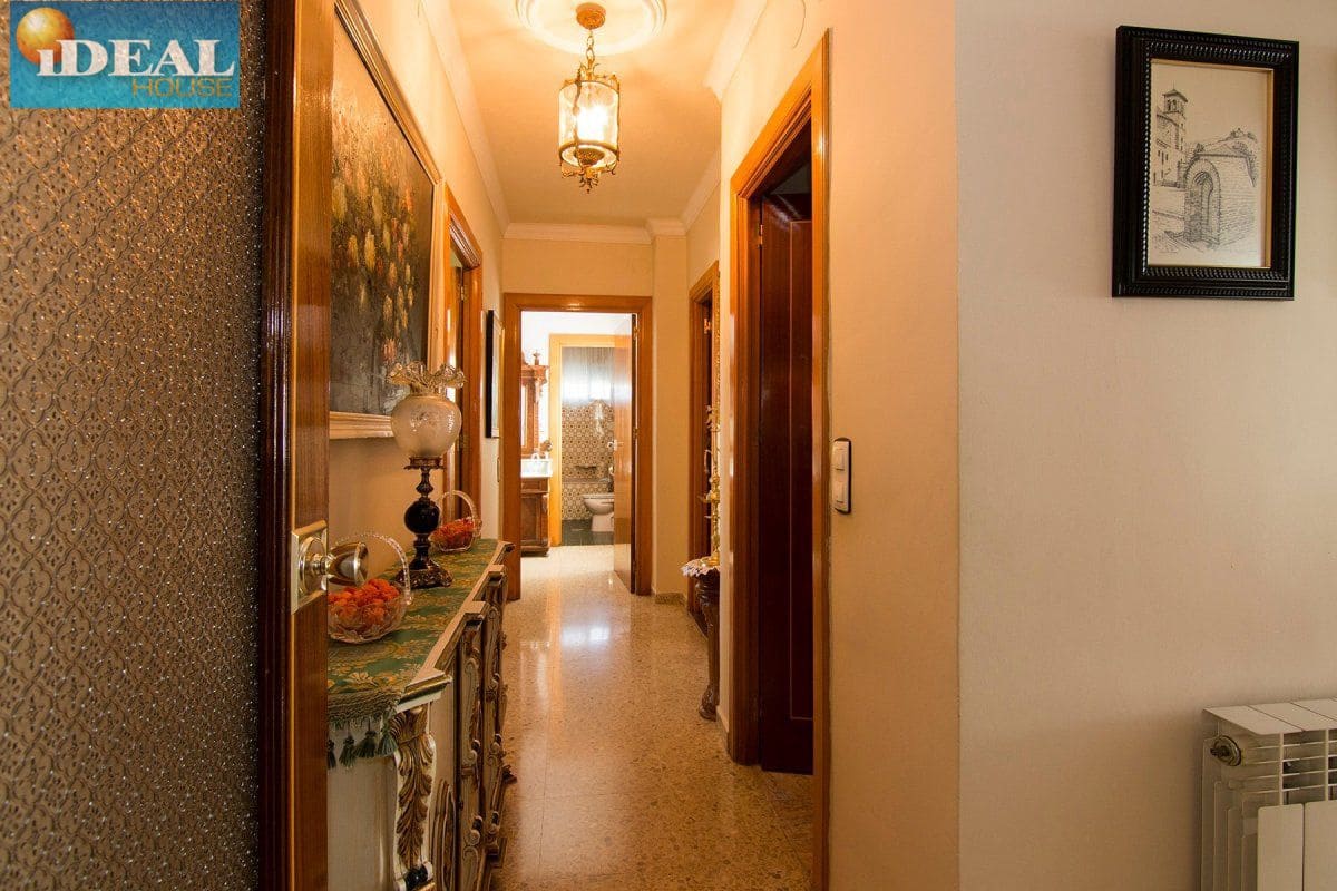 4 bedroom Villa for sale in Monachil with pool garage - € 415,000 (Ref: 9433656)