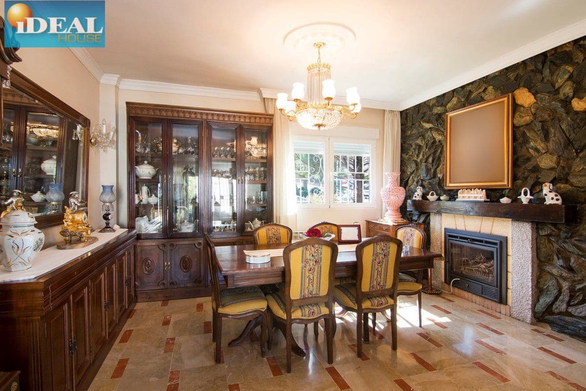 4 bedroom Villa for sale in Monachil with pool garage - € 415,000 (Ref: 9433656)