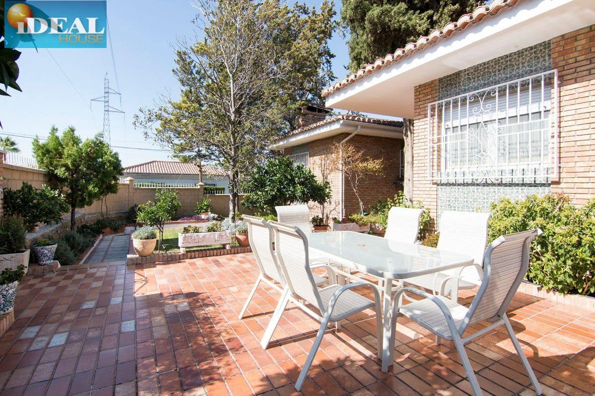 4 bedroom Villa for sale in Monachil with pool garage - € 415,000 (Ref: 9433656)