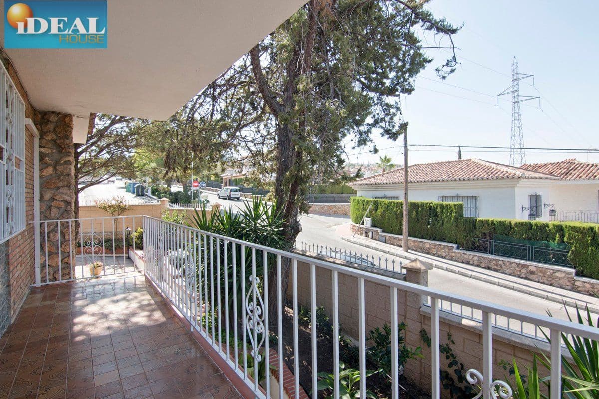 4 bedroom Villa for sale in Monachil with pool garage - € 415,000 (Ref: 9433656)