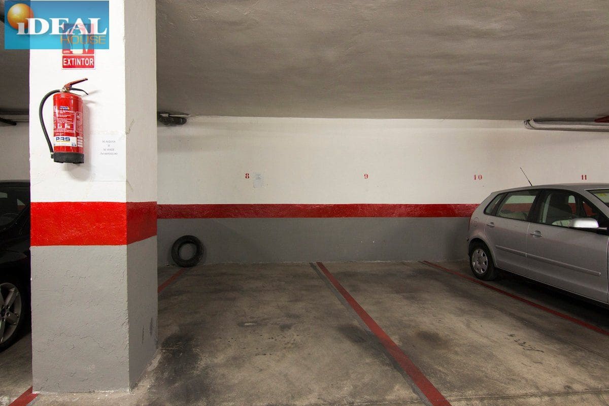 Garage for sale in Granada city - € 19,000 (Ref: 9433657)