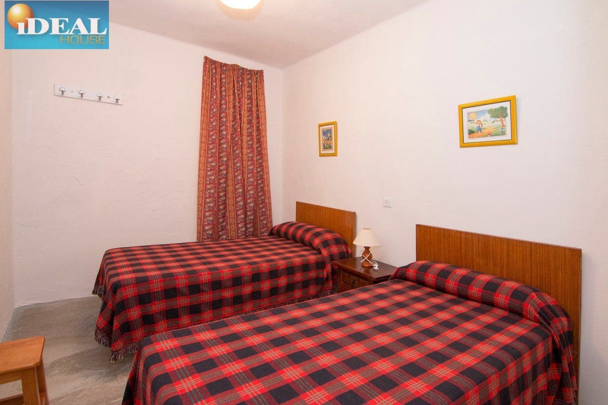 Finca/Casa Rural de 12 habitaciones en Güéjar Sierra en venta con piscina garaje - 450.000 € (Ref: 9433658)