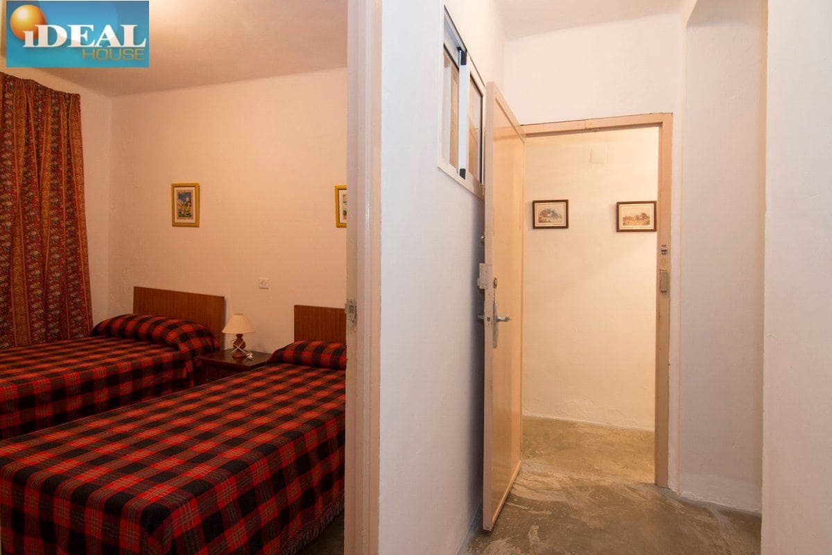 Finca/Casa Rural de 12 habitaciones en Güéjar Sierra en venta con piscina garaje - 450.000 € (Ref: 9433658)