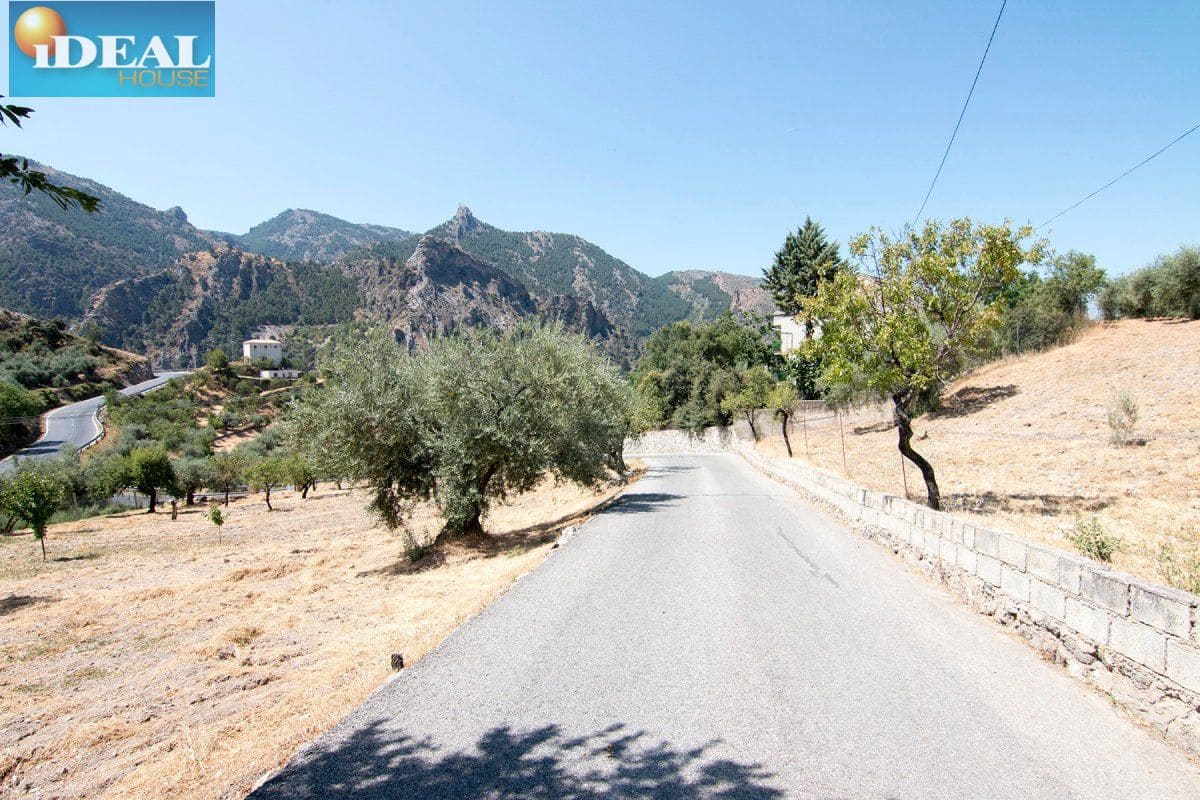 Finca/Casa Rural de 12 habitaciones en Güéjar Sierra en venta con piscina garaje - 450.000 € (Ref: 9433658)