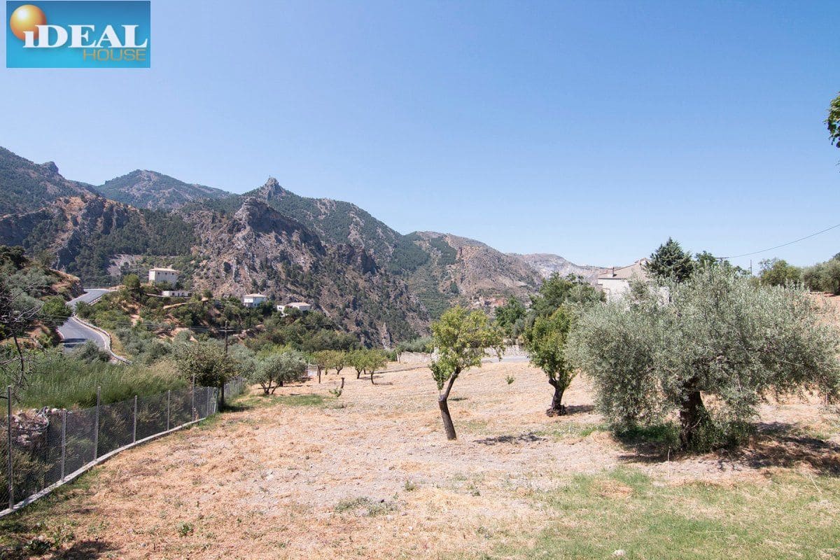 Finca/Casa Rural de 12 habitaciones en Güéjar Sierra en venta con piscina garaje - 450.000 € (Ref: 9433658)
