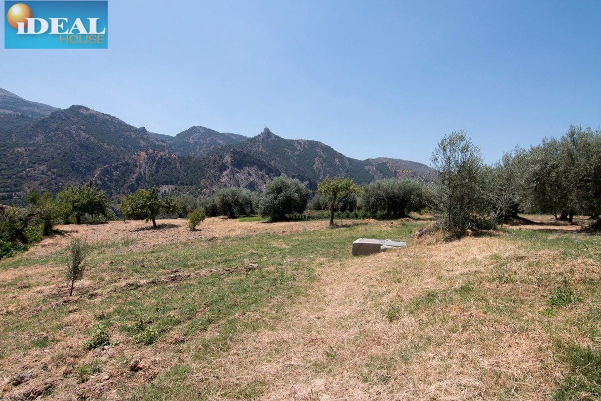 Finca/Casa Rural de 12 habitaciones en Güéjar Sierra en venta con piscina garaje - 450.000 € (Ref: 9433658)