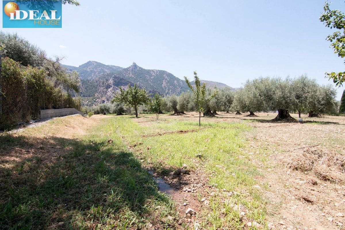 Finca/Casa Rural de 12 habitaciones en Güéjar Sierra en venta con piscina garaje - 450.000 € (Ref: 9433658)