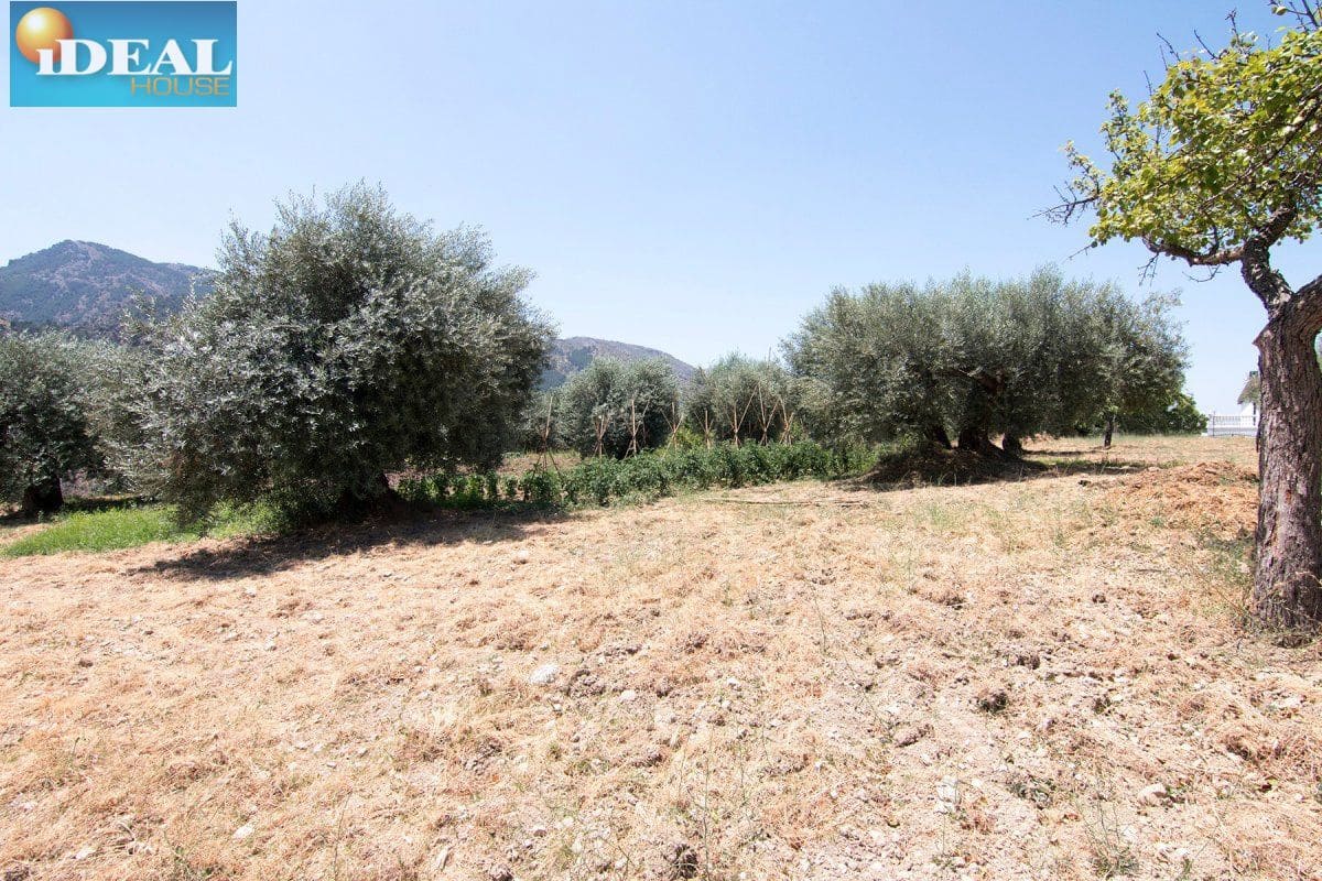 Finca/Casa Rural de 12 habitaciones en Güéjar Sierra en venta con piscina garaje - 450.000 € (Ref: 9433658)