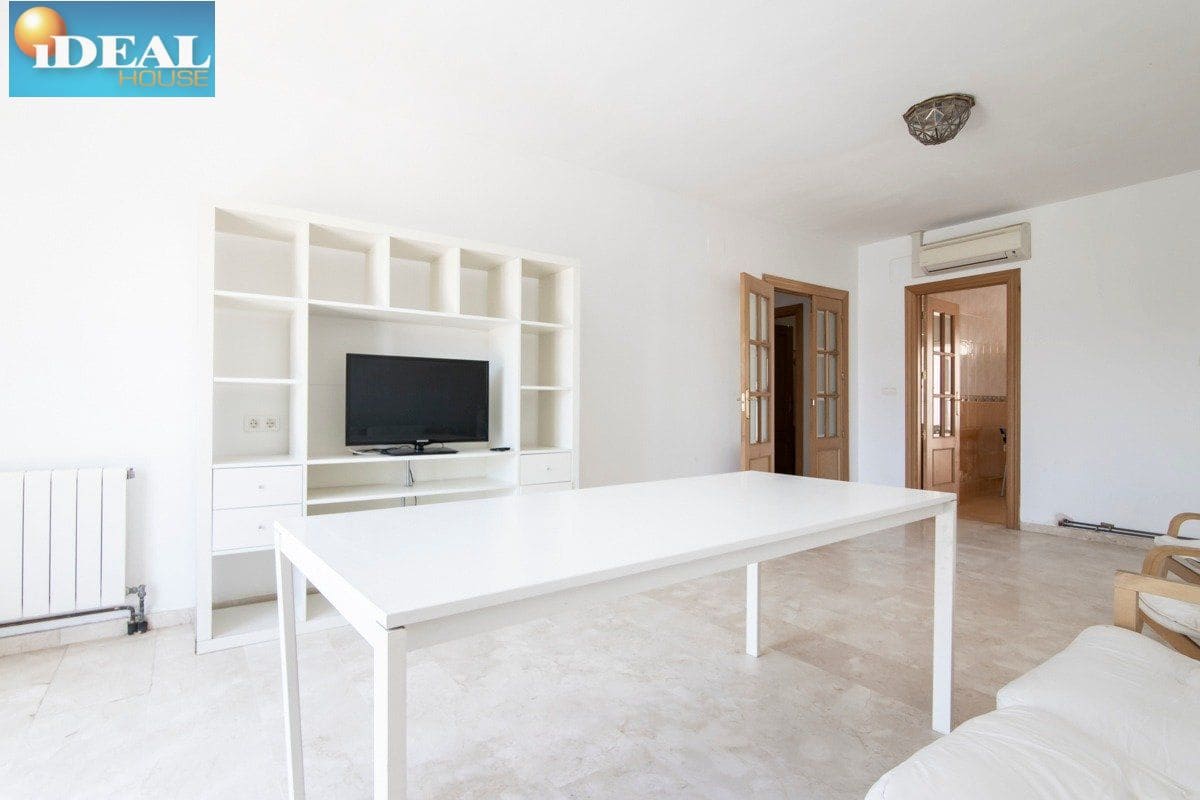 4 bedroom Townhouse for sale in Chauchina with garage - € 210,000 (Ref: 9433659)