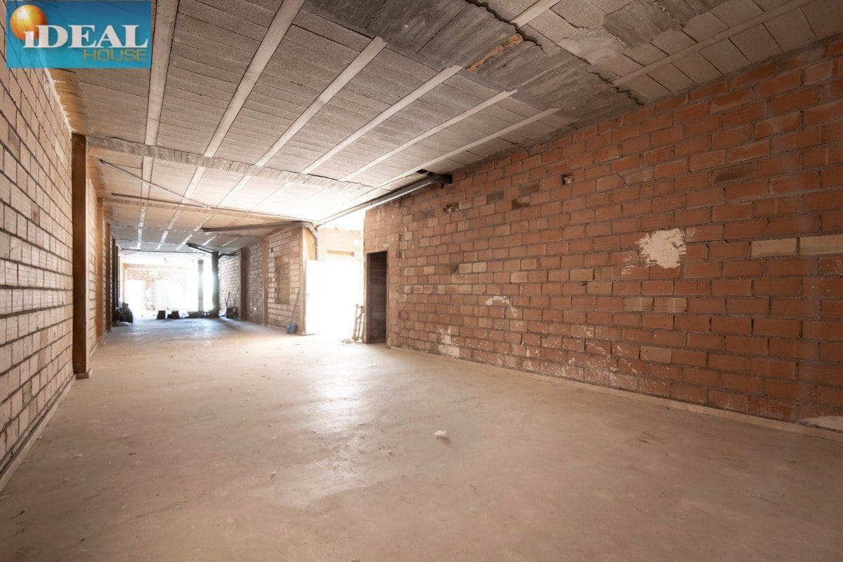 4 bedroom Townhouse for sale in Chauchina with garage - € 210,000 (Ref: 9433659)