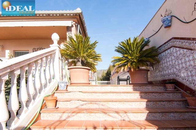 4 camera da letto Finca/Casa di Campagna in vendita in Huétor Santillán - 290.000 € (Rif: 9433660)