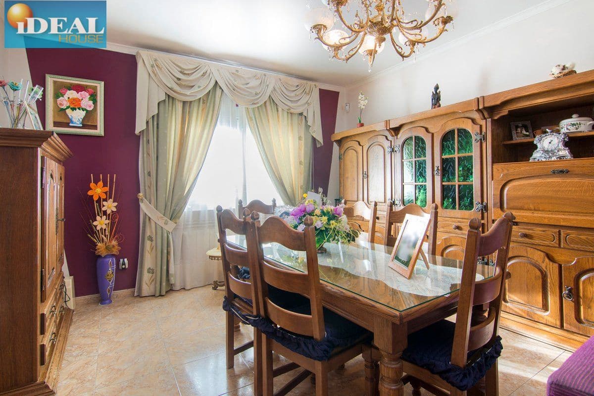 4 bedroom Finca/Country House for sale in Huetor Santillan - € 290,000 (Ref: 9433660)