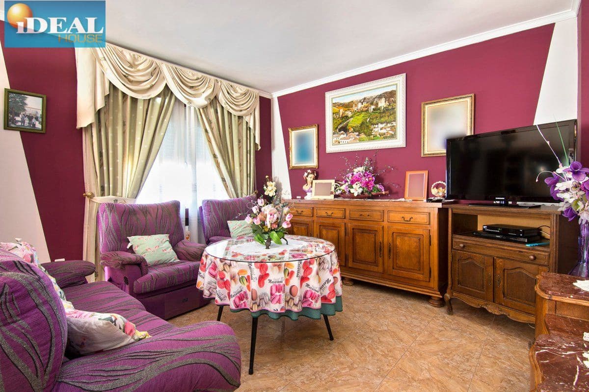 4 bedroom Finca/Country House for sale in Huetor Santillan - € 290,000 (Ref: 9433660)