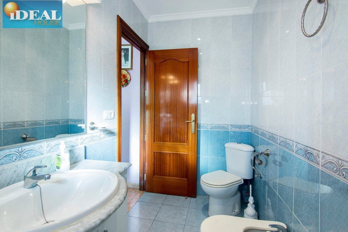 4 bedroom Finca/Country House for sale in Huetor Santillan - € 290,000 (Ref: 9433660)