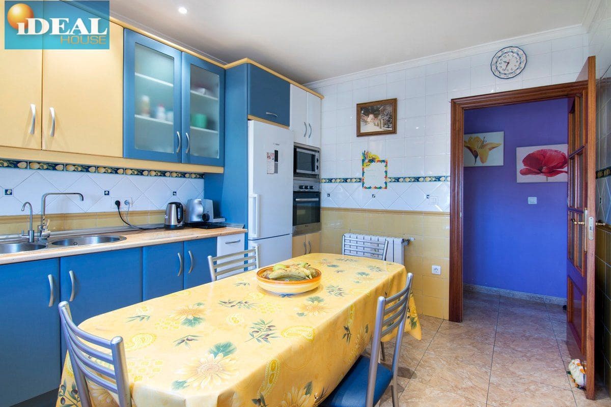 4 bedroom Finca/Country House for sale in Huetor Santillan - € 290,000 (Ref: 9433660)