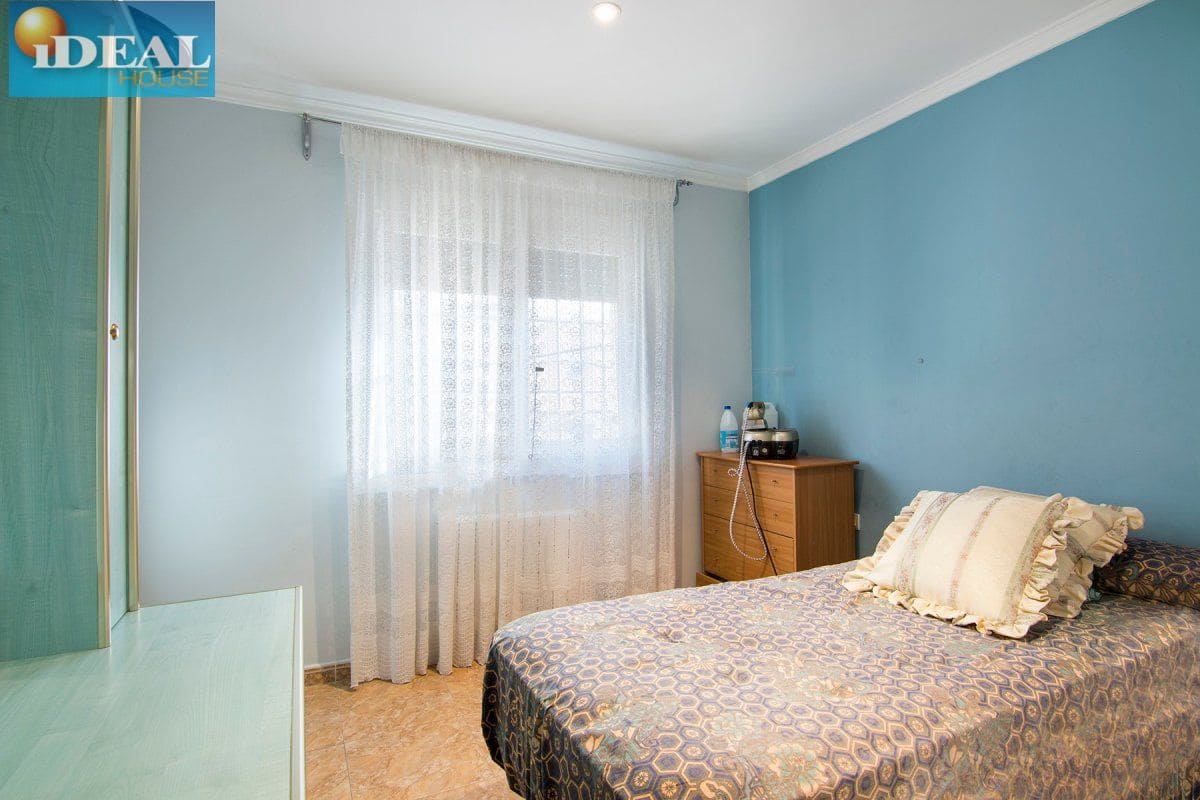 4 bedroom Finca/Country House for sale in Huetor Santillan - € 290,000 (Ref: 9433660)