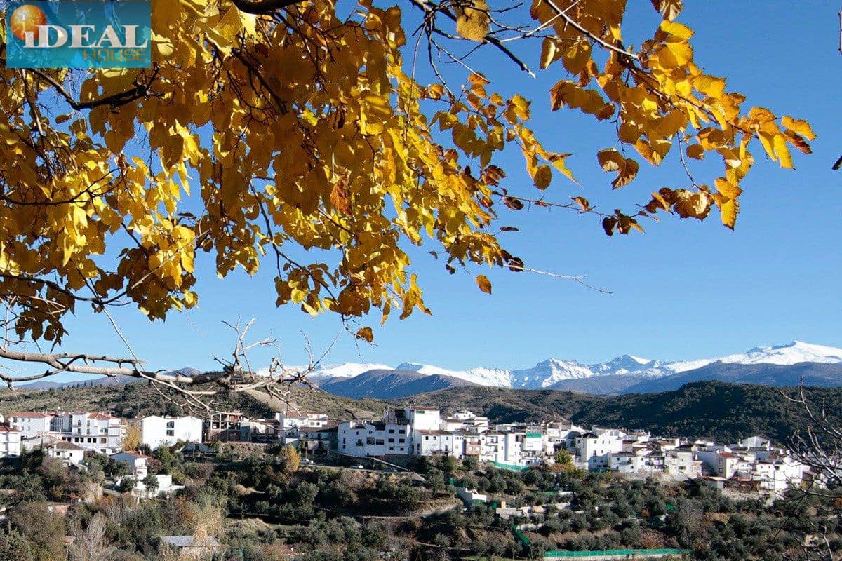 4 bedroom Finca/Country House for sale in Huetor Santillan - € 290,000 (Ref: 9433660)