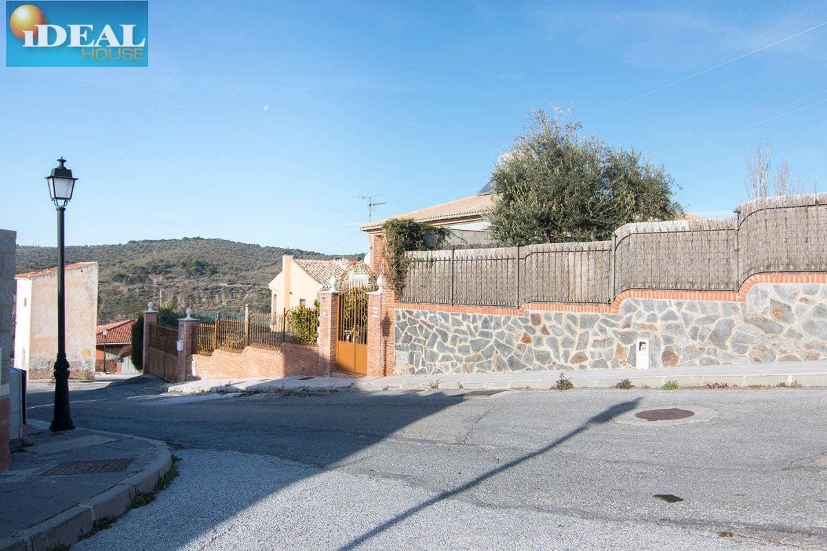 4 bedroom Finca/Country House for sale in Huetor Santillan - € 290,000 (Ref: 9433660)
