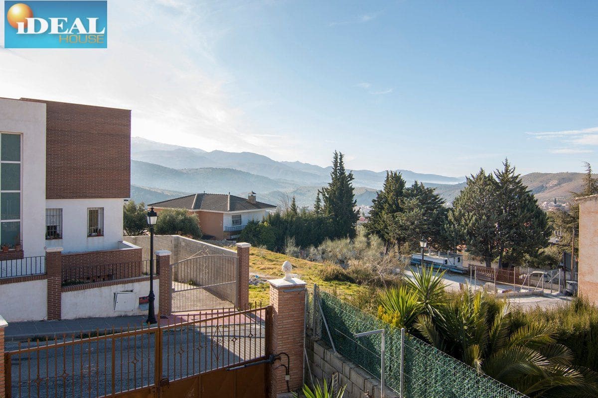 4 bedroom Finca/Country House for sale in Huetor Santillan - € 290,000 (Ref: 9433660)