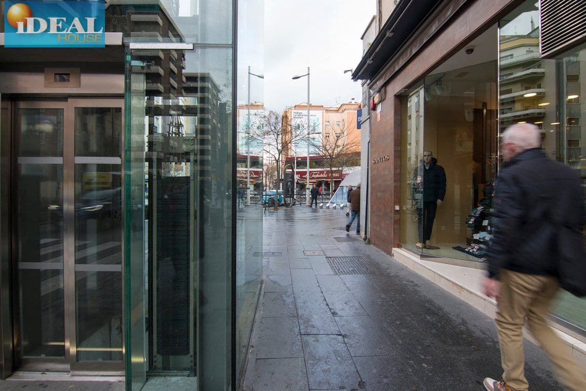 Garage for sale in Granada city - € 39,500 (Ref: 9433661)