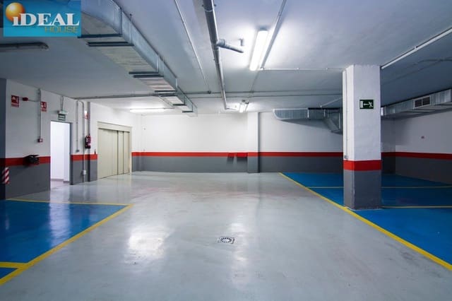 Garage for sale in Granada city - € 39,500 (Ref: 9433661)
