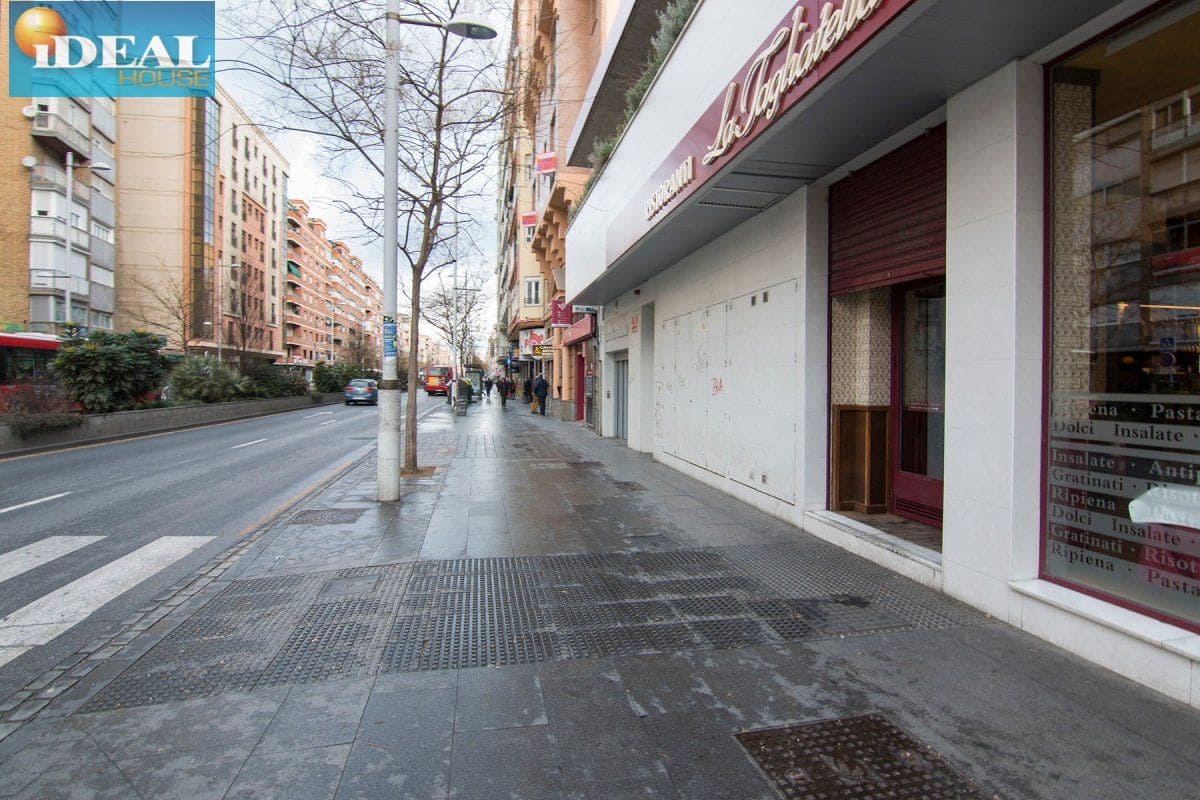 Garage for sale in Granada city - € 39,500 (Ref: 9433661)