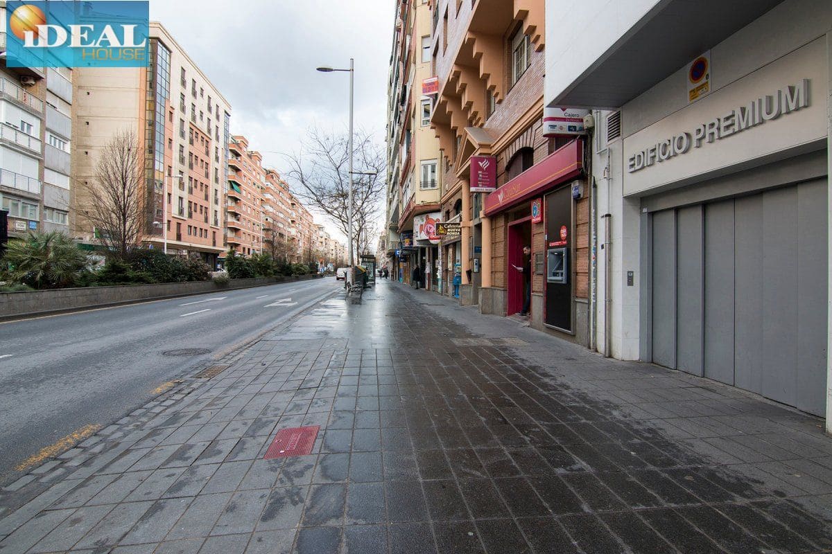Garage for sale in Granada city - € 39,500 (Ref: 9433661)