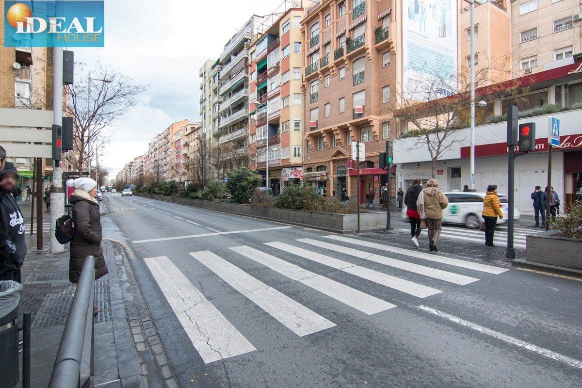 Garage for sale in Granada city - € 39,500 (Ref: 9433661)