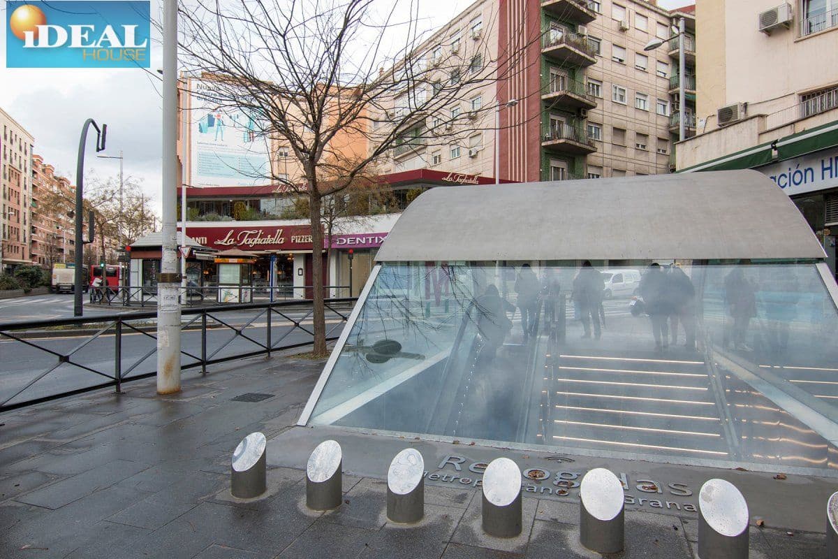 Garage for sale in Granada city - € 39,500 (Ref: 9433661)