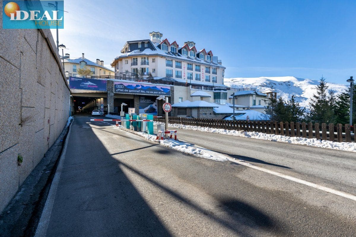 Garaje en Monachil en venta - 22.000 € (Ref: 9433662)