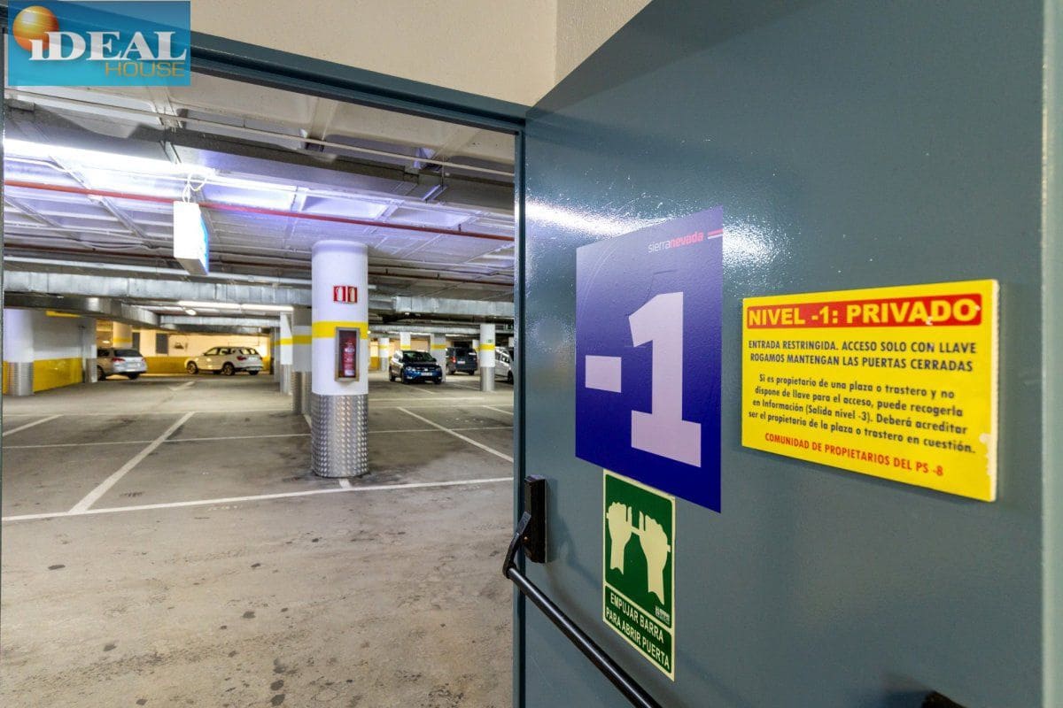 Garaje en Monachil en venta - 22.000 € (Ref: 9433662)