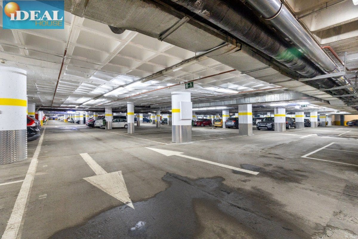 Garaje en Monachil en venta - 22.000 € (Ref: 9433662)